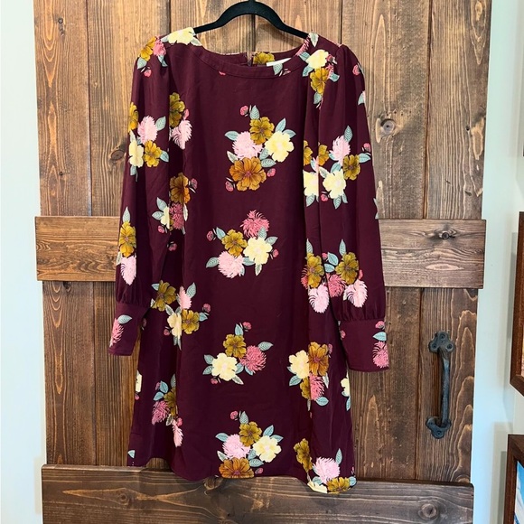 Loft Floral Cuffed Shift Dress - Plum Preserve - Picture 2 of 3
